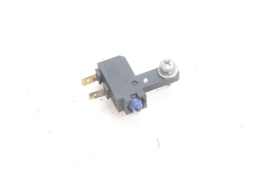 photo de INTERRUTTORE STOP DESTRA YAMAHA N-MAX NMAX 125 (2021 - 2024) - Dettaglio del componente