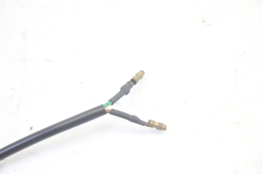 photo de INTERRUTTORE STOP DESTRA YAMAHA NEOS NEO'S 4T 50 (2008 - 2016) - Primo piano tecnico