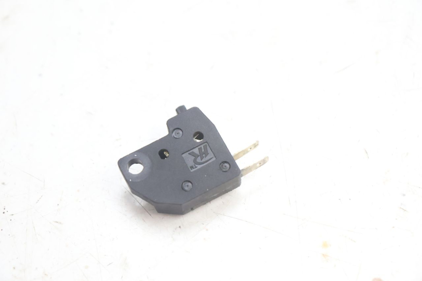 photo de INTERRUTTORE STOP DESTRA KYMCO LIKE 4T 50 (2019 - 2025) - Altra angolazione