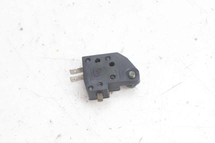 photo de INTERRUTTORE STOP DESTRO JM MOTORS OLDIES 4T 50 (2010 - 2020) - Altra angolazione