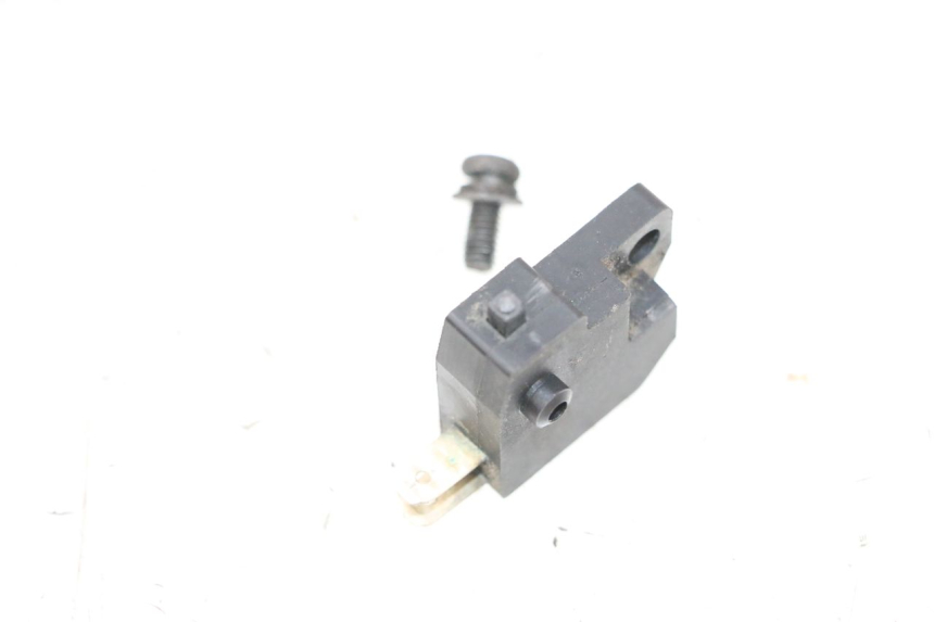 photo de Interruttore stop freno destro SYM ORBIT 2 50 (2008 - 2014) - Zoom sullo stato d'uso