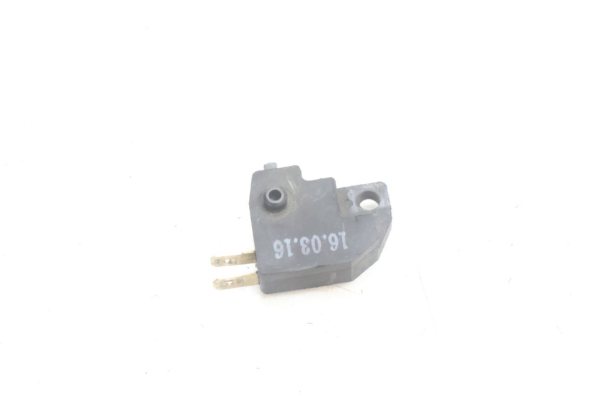 photo de INTERRUTTORE STOP DESTRA SYM ORBIT III 3 4T 50 (2021 - 2025) - Dettaglio del componente