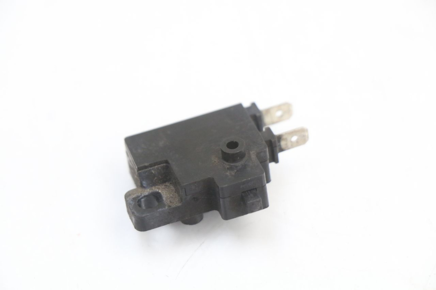 photo de CONTATTORE STOP DESTRO HONDA PCX (JF47) 125 (2012 - 2013) - Dettaglio del componente
