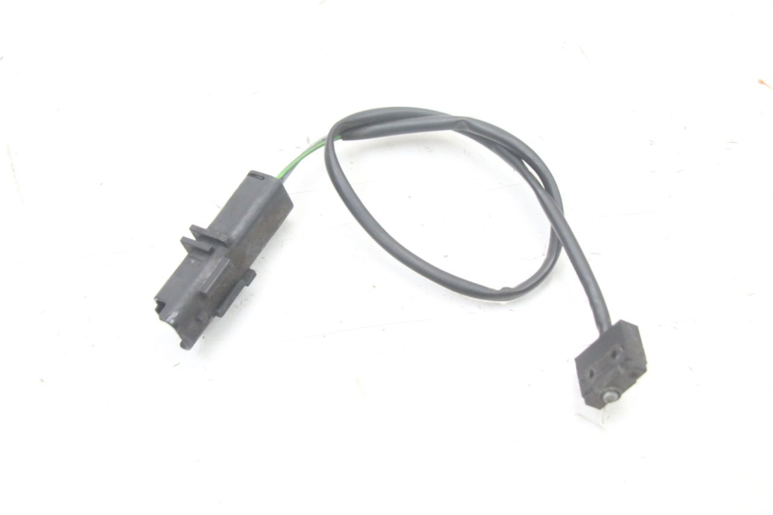 photo de INTERRUTTORE STOP DESTRA PEUGEOT SATELIS COMPRESSOR K15 125 (2006 - 2009) - Dettaglio del componente