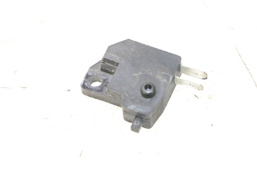 photo de INTERRUTTORE STOP DESTRA VASTRO R-ONE 4T 50 (2014 - 2022) - Vista principale