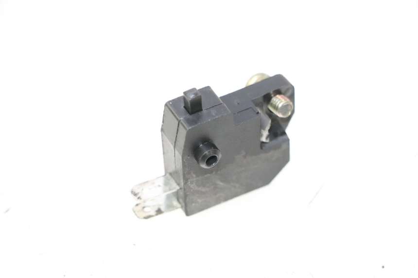 photo de INTERRUTTORE STOP DESTRA ORCAL RAPTOR 50 (2015 - 2021) - Zoom sullo stato d'uso