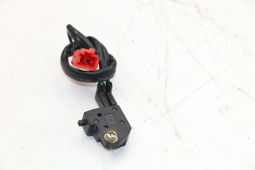 photo de CONTATTORE STOP DESTRO NORAUTO RAZZO CITY 50 (2009 - 2014) - Zoom sullo stato d'uso