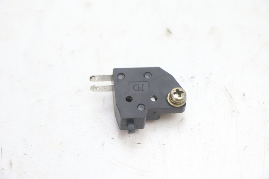 photo de CONTATTORE STOP DESTRO TNT MOTOR ROMA 10' 2T 50 (2011 - 2018) - Dettaglio del componente