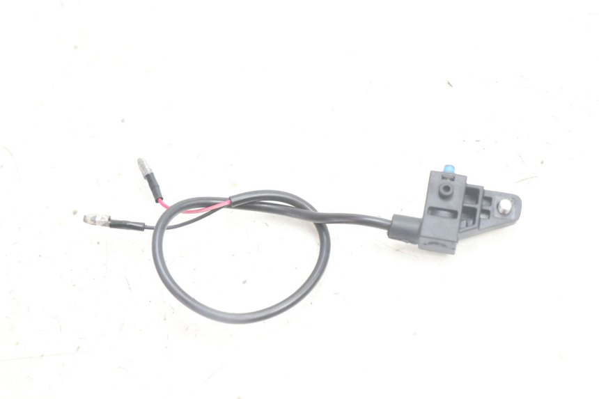 photo de INTERRUTTORE STOP DESTRA JM MOTORS SANTANA EVO 50 (2024 - 2026) - Altra angolazione