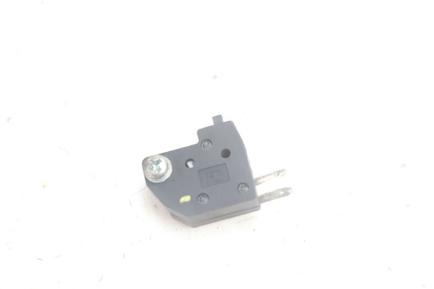 photo de INTERRUTTORE FANALE STOP DESTRO MASH SEVENTY FIVE 125 (2013 - 2021) - Vista principale