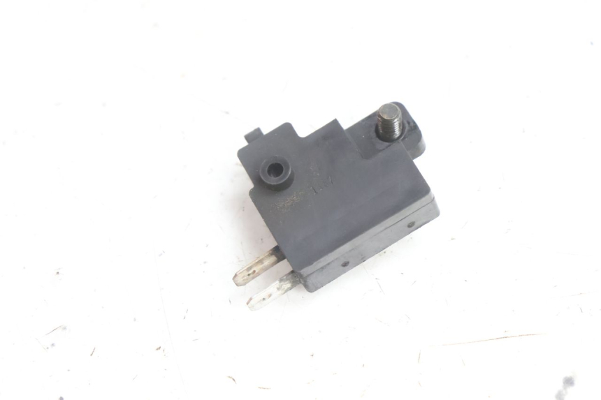 photo de INTERRUTTORE STOP DESTRA HONDA SH 125 (2001 - 2003) - Zoom sullo stato d'uso