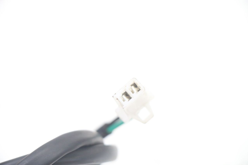 photo de INTERRUTTORE STOP DESTRA SMALL MX THUNDER 250 - Primo piano tecnico