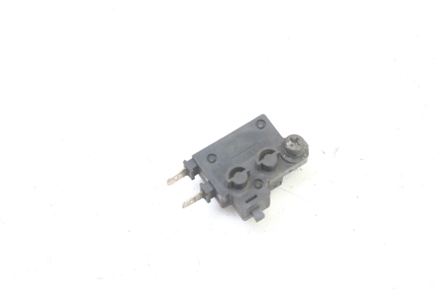 photo de INTERRUTTORE STOP DESTRA HONDA ST PAN EUROPEAN 1300 (2002 - 2013) - Dettaglio del componente