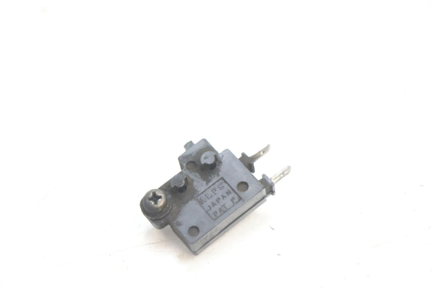photo de INTERRUTTORE STOP DESTRA HONDA ST PAN EUROPEAN 1100 (1990 - 2002) - Vista principale