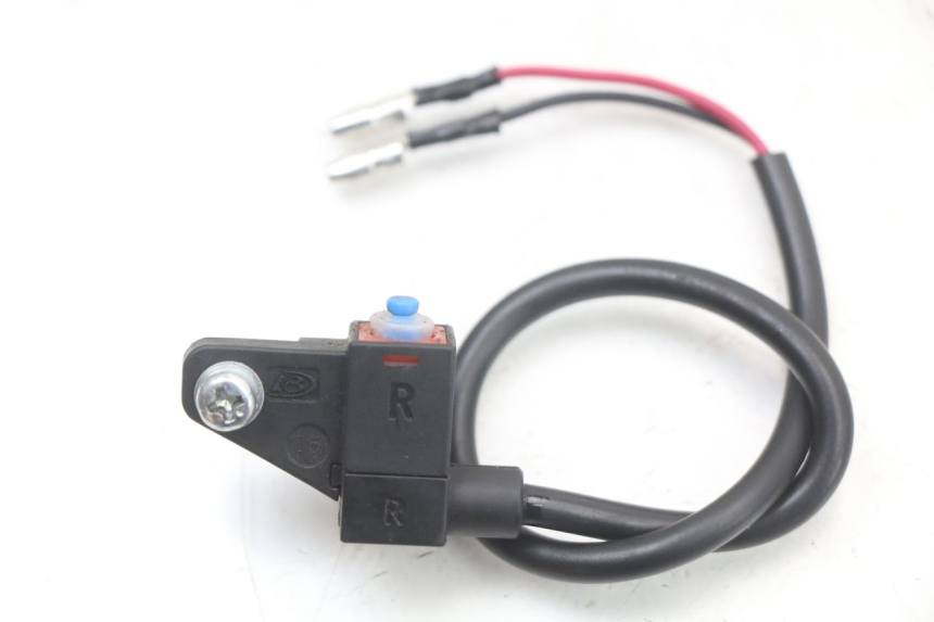 photo de INTERRUTTORE STOP DESTRA VASTRO STREET X 4T 50 (2016 - 2021) - Vista principale