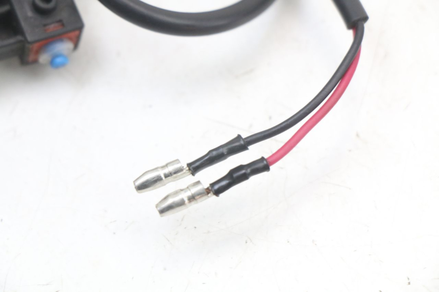 photo de INTERRUTTORE STOP DESTRA VASTRO STREET X 4T 50 (2016 - 2021) - Altra angolazione