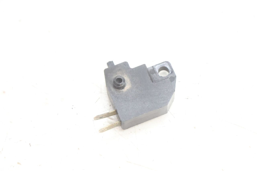 photo de INTERRUTTORE STOP DESTRA PEUGEOT STREETZONE NAKED 2T 50 (2014 - 2018) - Zoom sullo stato d'uso
