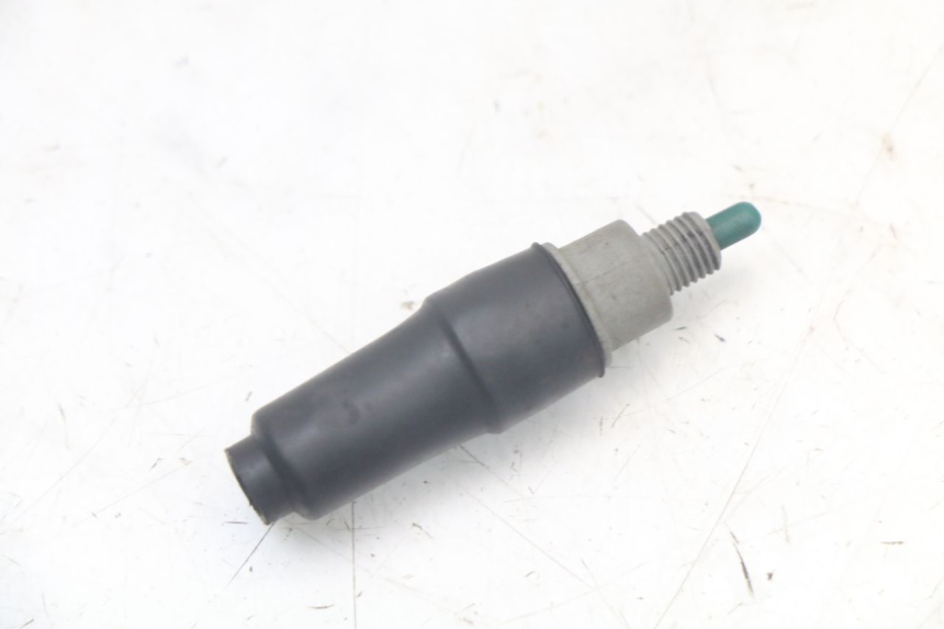 photo de INTERRUTTORE STOP DESTRO MBK STUNT NAKED 50 (2004 - 2018) - Dettaglio del componente