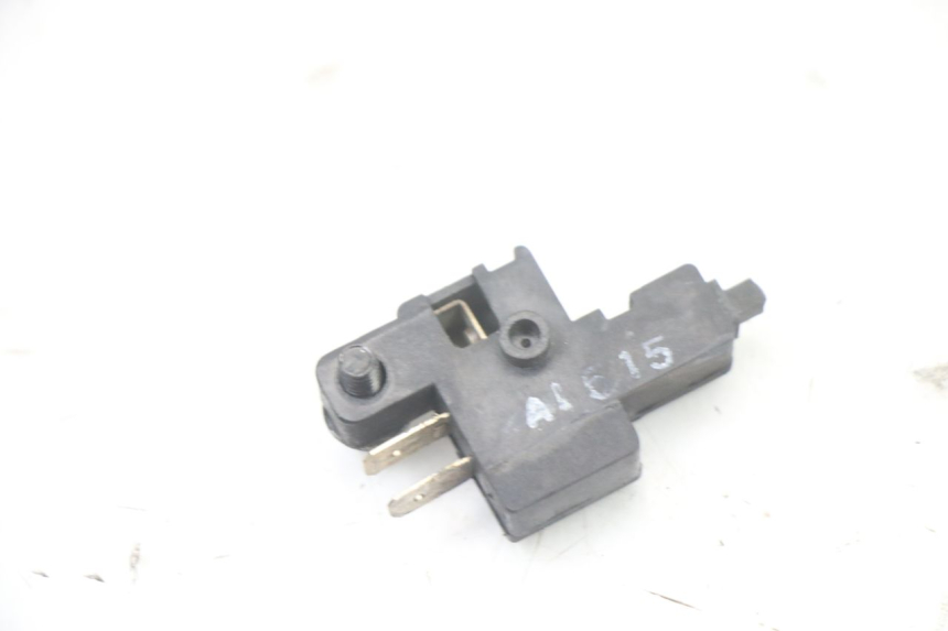 photo de CONTATTORE STOP DESTRO SUZUKI GSX F GSXF 650 (2007 - 2015) - Altra angolazione