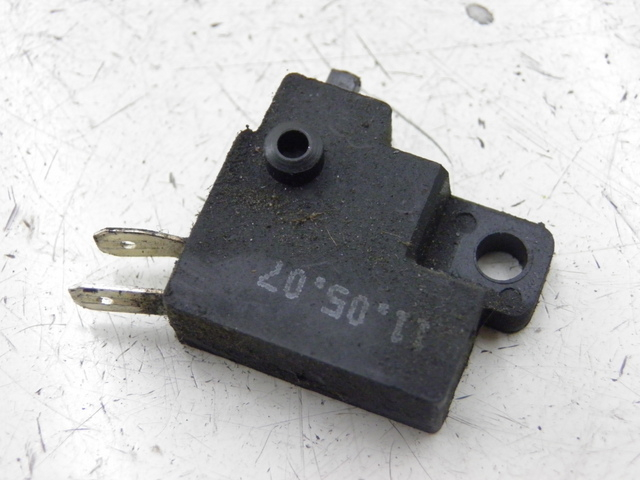 photo de Interruttore stop destro SYM MAXSYM I 400 (2011 - 2016) - Dettaglio del componente