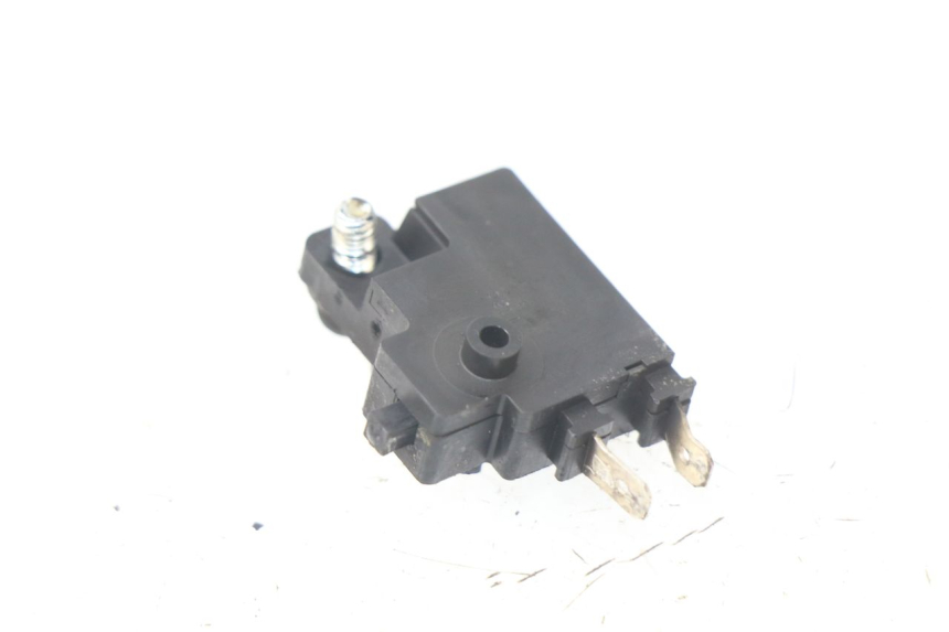 photo de CONTACTORE STOP DESTRO YAMAHA TDM ABS 900 (2002 - 2014) - Dettaglio del componente