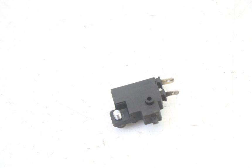 photo de CONTACTORE STOP DESTRO YAMAHA TDM ABS 900 (2002 - 2014) - Altra angolazione