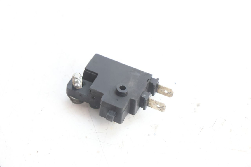 photo de INTERRUTTORE STOP DESTRA YAMAHA TDM ABS 900 (2002 - 2014) - Altra angolazione
