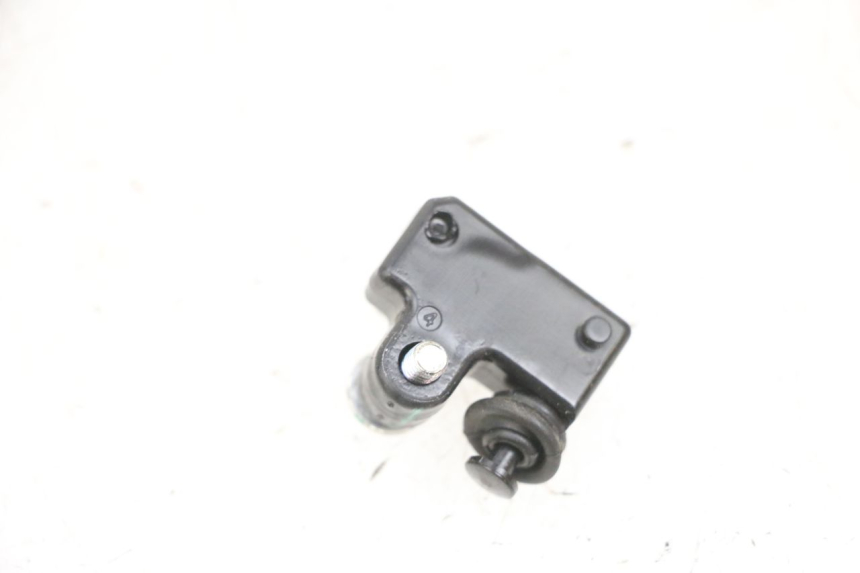 photo de INTERRUTTORE STOP DESTRA YAMAHA TRICITY 300 (2020 - 2024) - Dettaglio del componente