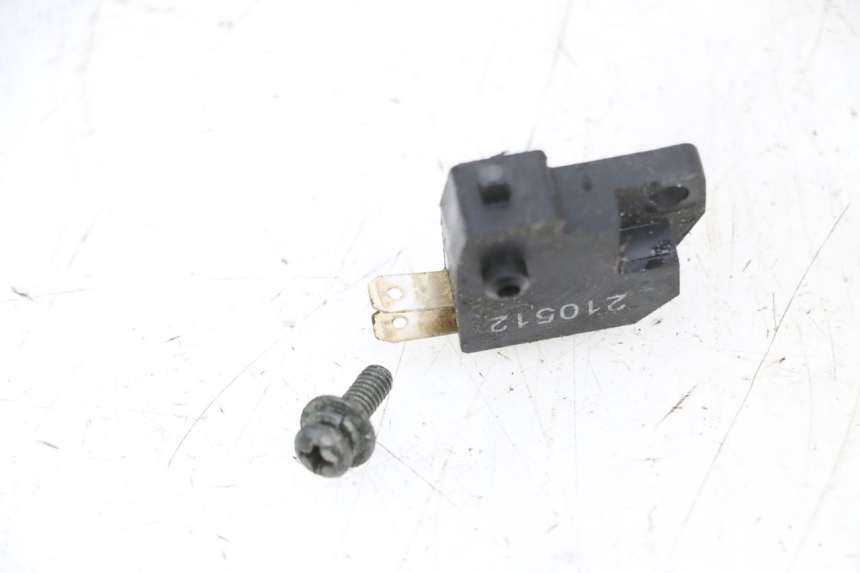 photo de INTERRUTTORE STOP DESTRA PEUGEOT TWEET PRO EFI 4T 50 (2021 - 2022) - Dettaglio del componente