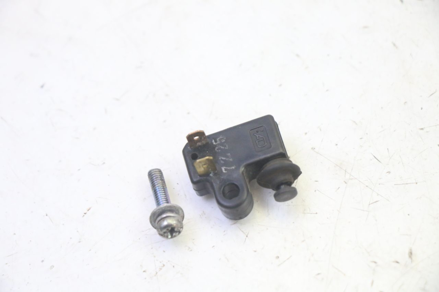 photo de INTERRUTTORE STOP DESTRO YAMAHA X-MAX XMAX 250 (2006 - 2009) - Dettaglio del componente