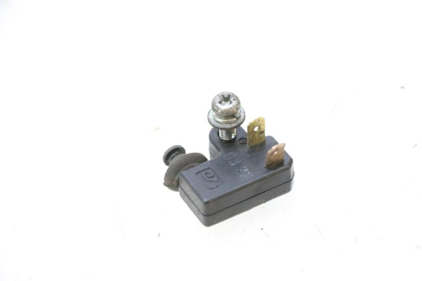 photo de INTERRUTTORE STOP DESTRA YAMAHA X-MAX XMAX 125 (2010 - 2013) - Vista principale
