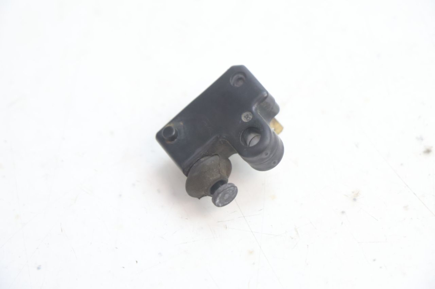 photo de CONTACTORE STOP DESTRO YAMAHA XMAX X-MAX 125 (2006 - 2009) - Altra angolazione