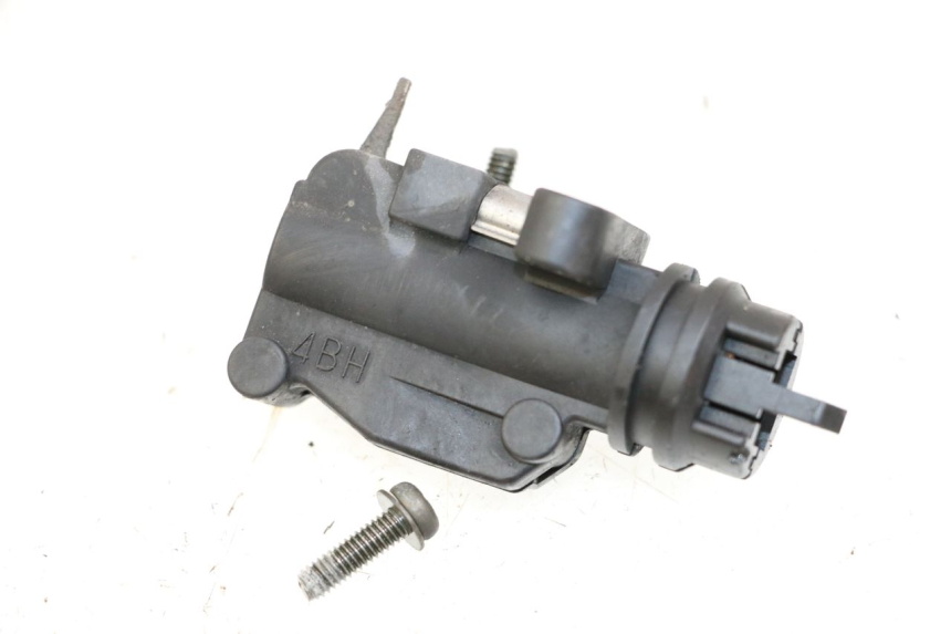 photo de INTERRUTTORE STOP DESTRA YAMAHA XJ600 XJ DIVERSION 600 (1992 - 1997) - Altra angolazione