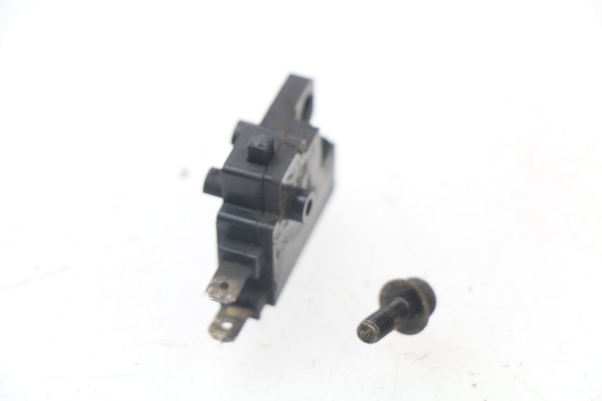 photo de Interruttore stop freno destro HONDA XLV TRANSALP 650 (2005 - 2007) - Dettaglio del componente