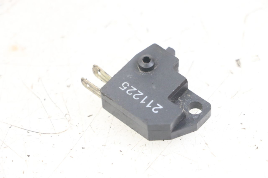 photo de INTERRUTTORE STOP DESTRO FANTIC XM PERFORMANCE 2T 50 (2021 - 2022) - Dettaglio del componente