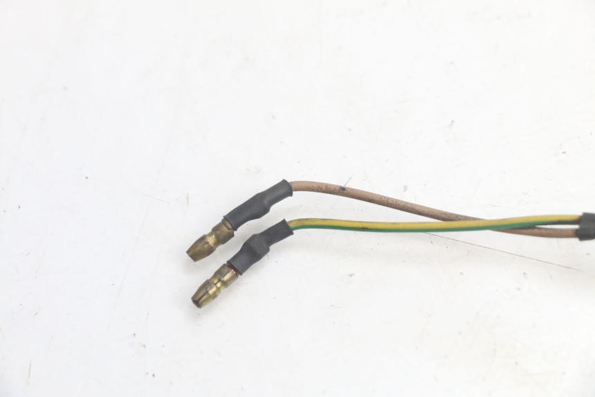 photo de INTERRUTTORE STOP DESTRA YAMAHA YP MAJESTY 125 (1998 - 2001) - Dettaglio del componente