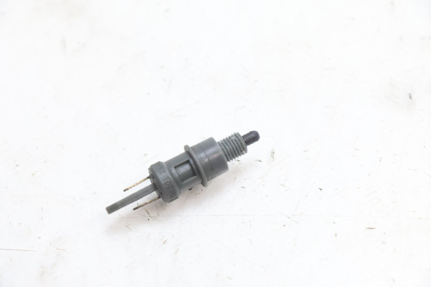 photo de INTERRUTTORE STOP DESTRA PIAGGIO ZIP 2T 50 (2009 - 2019) - Dettaglio del componente