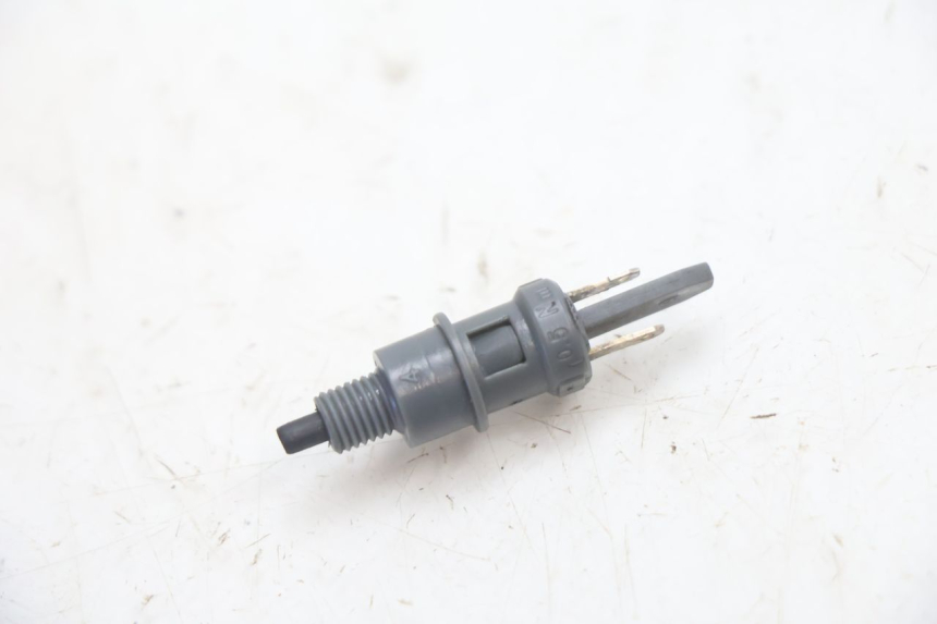 photo de INTERRUTTORE STOP DESTRA PIAGGIO ZIP 2T 50 (2009 - 2019) - Vista principale