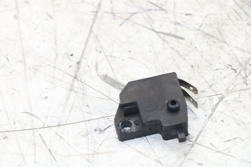 photo de Interruttore stop freno destro ZNEN ZN50QT-11 50 (2007 - 2014) - Zoom sullo stato d'uso