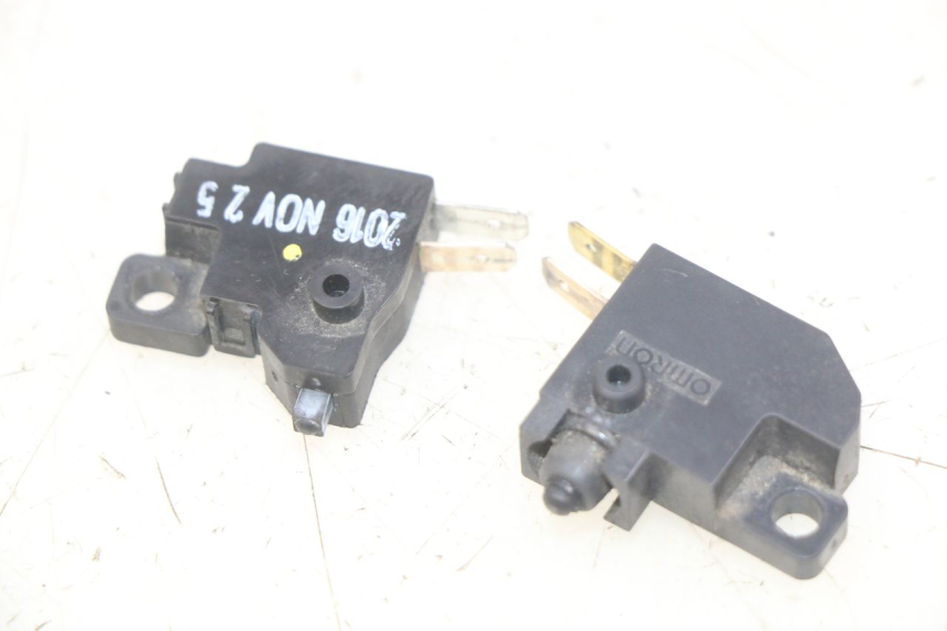 photo de INTERRUTTORE STOP LUCE YAMAHA D'ELIGHT DELIGHT 125 (2017 - 2020) - Vista principale