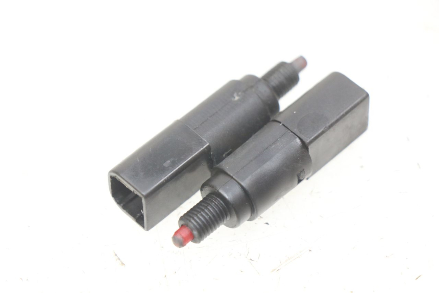 photo de INTERRUTTORE STOP PIAGGIO FLY 100 (2006 - 2010) - Vista principale