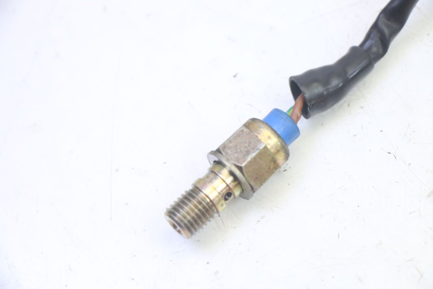 photo de INTERRUTTORE STOP SINISTRA ADIVA AD3 300 (2014 - 2020) - Zoom sullo stato d'uso