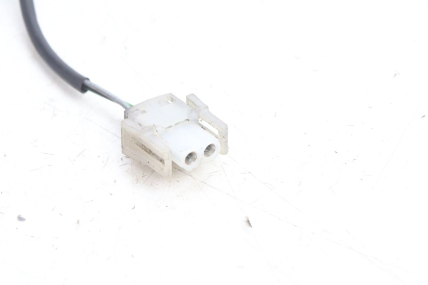 photo de INTERRUTTORE STOP SINISTRA BMW C1 125 (2000 - 2003) - Altra angolazione