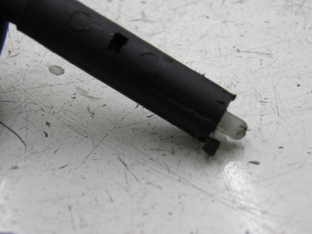 photo de INTERRUTTORE STOP SINISTRA EUROCKA RETRO 50 (2007 - 2014) - Primo piano tecnico