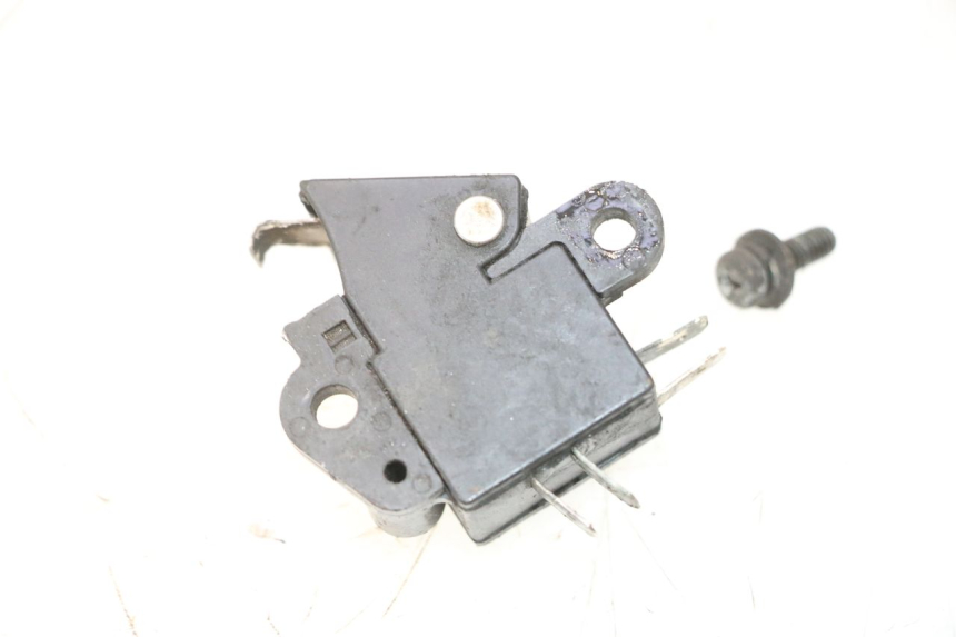 photo de INTERRUTTORE STOP SINISTRA HONDA FES PANTHEON 2T 125 (1998 - 2002) - Dettaglio del componente