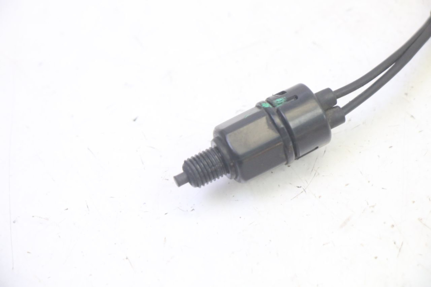 photo de INTERRUTTORE STOP SINISTRA PIAGGIO FLY 4T 50 (2013 - 2017) - Dettaglio del componente