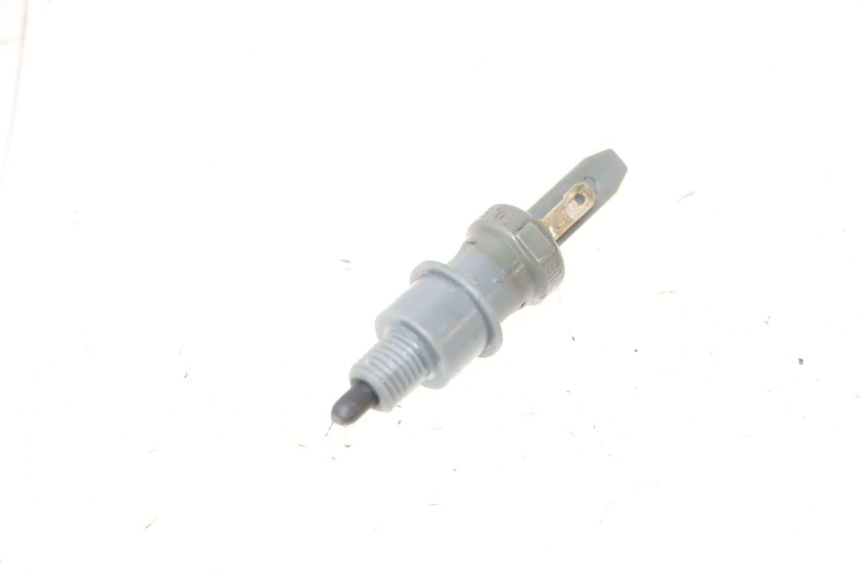 photo de INTERRUTTORE STOP SINISTRA PEUGEOT KISBEE 2T 50 (2010 - 2017) - Vista principale