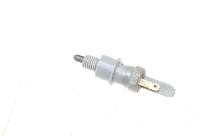 photo de INTERRUTTORE STOP SINISTRA PEUGEOT KISBEE 2T 50 (2010 - 2017) - Dettaglio del componente