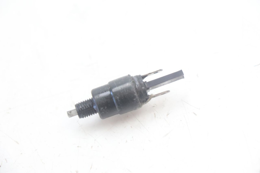 photo de INTERRUTTORE STOP SINISTRA PEUGEOT KISBEE 4T 50 (2018 - 2022) - Vista principale