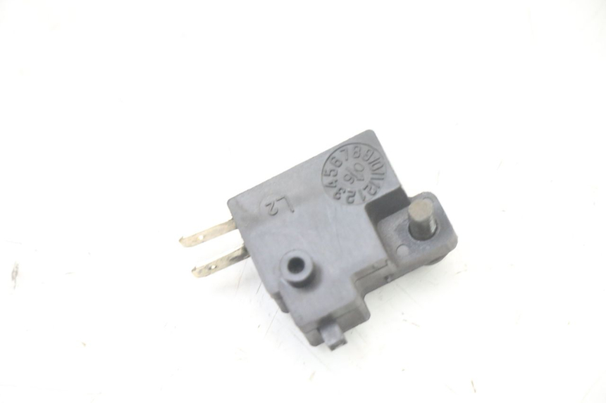 photo de Interruttore Stop Sinistro KYMCO XCITING 500 (2007 - 2010) - Altra angolazione